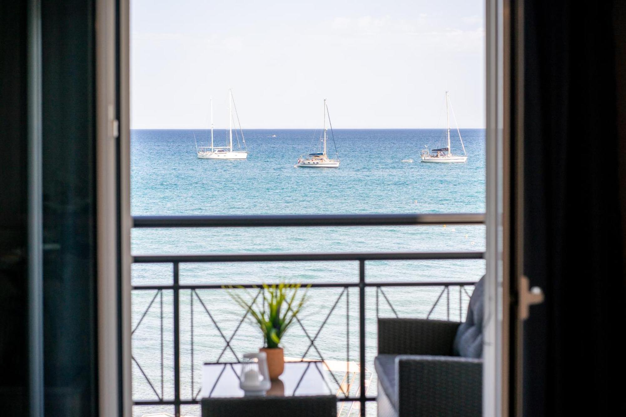 George Beachfront Apartments Lithakia  Quarto foto