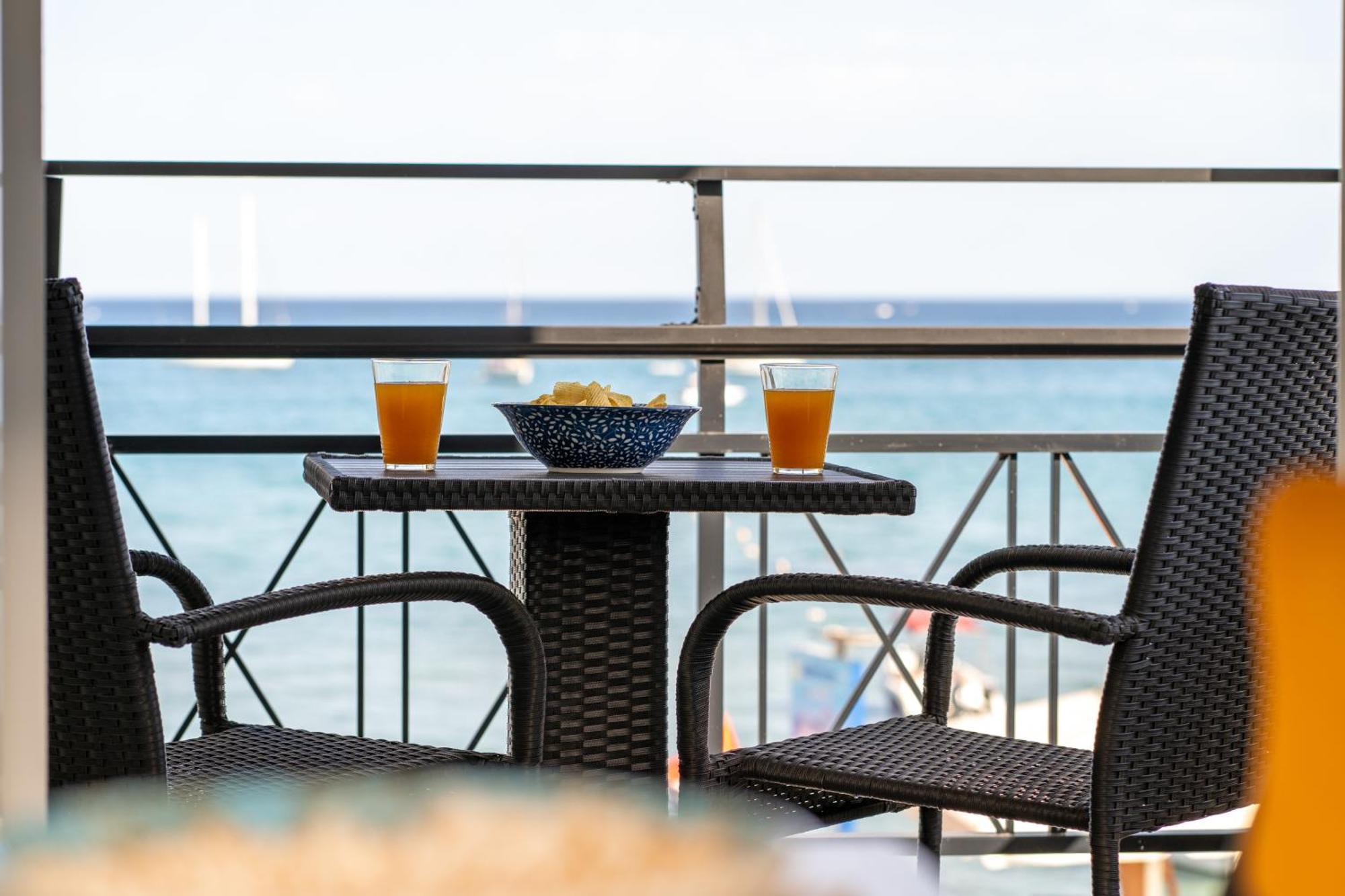 George Beachfront Apartments Lithakia  Quarto foto